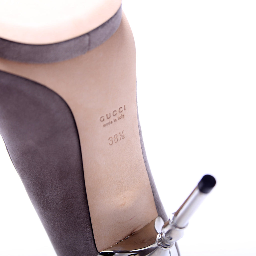 Gucci Bamboo Accent Peep Toe Suede Pumps Size 38.5