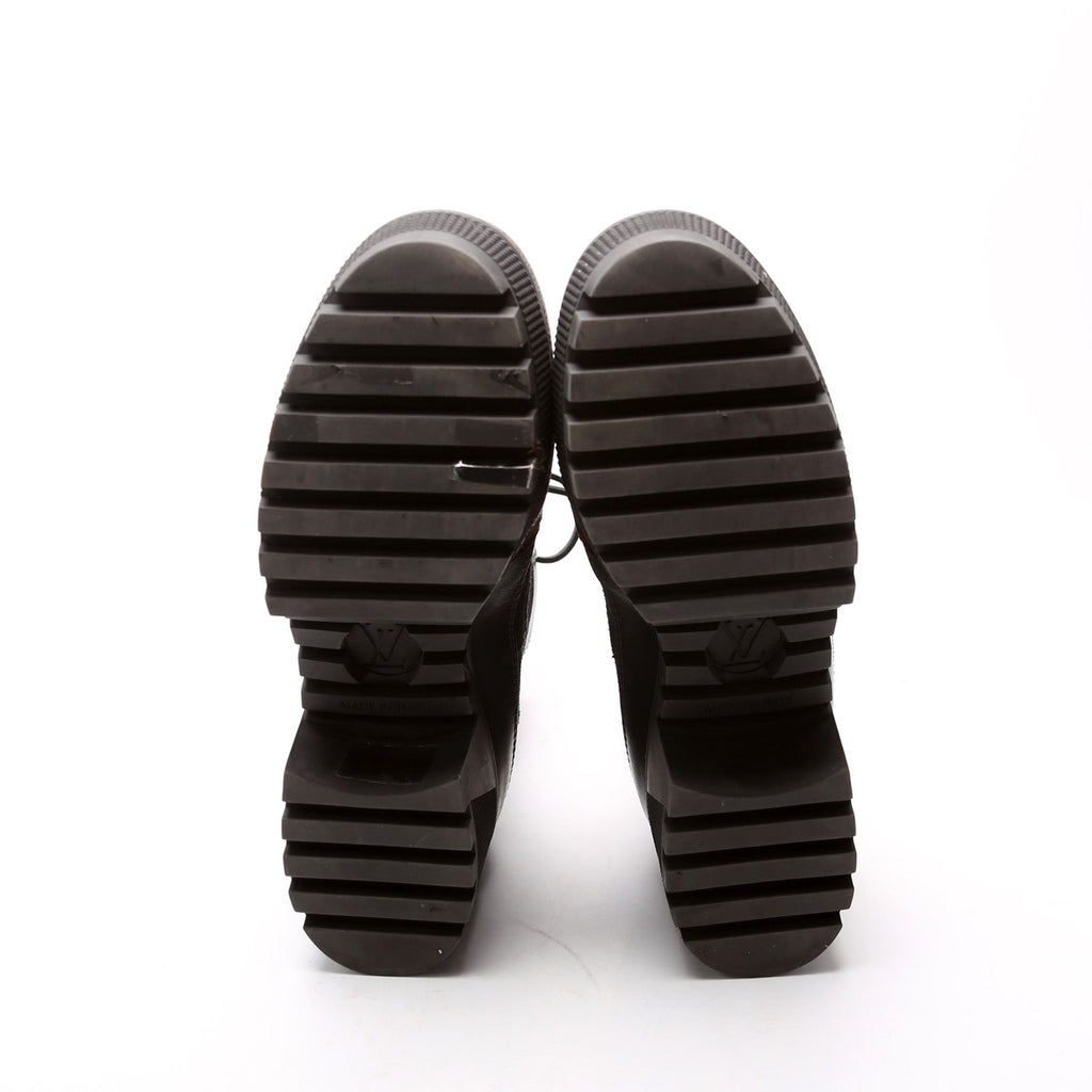 Laureate World Tour Desert Boots Size 37