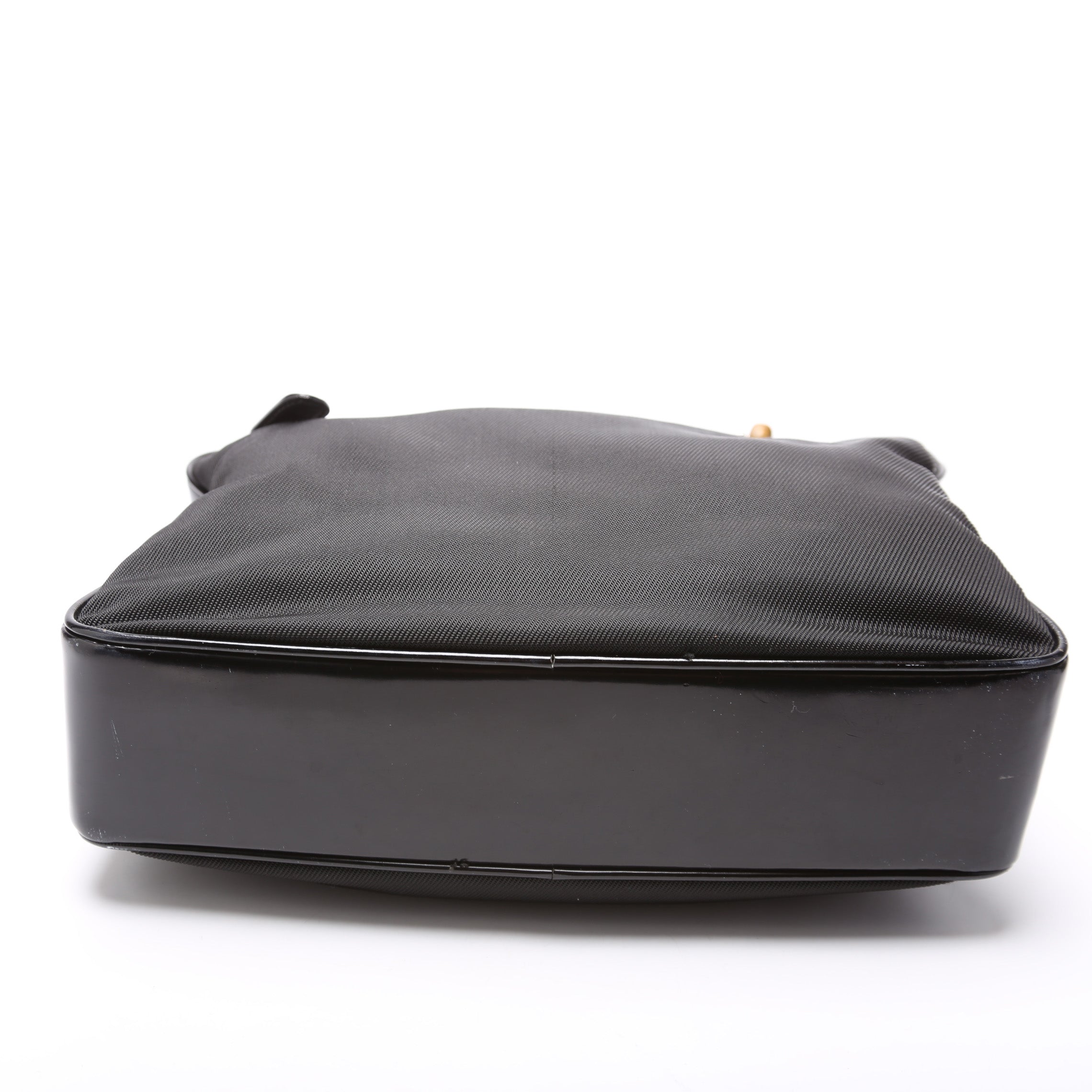 000.2040 Nylon/Patent Bamboo Handle Vintage