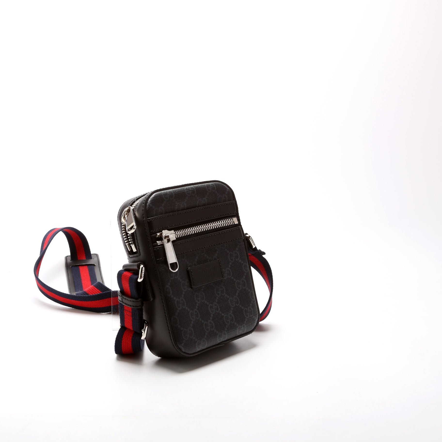 598103 GG Supreme Messenger