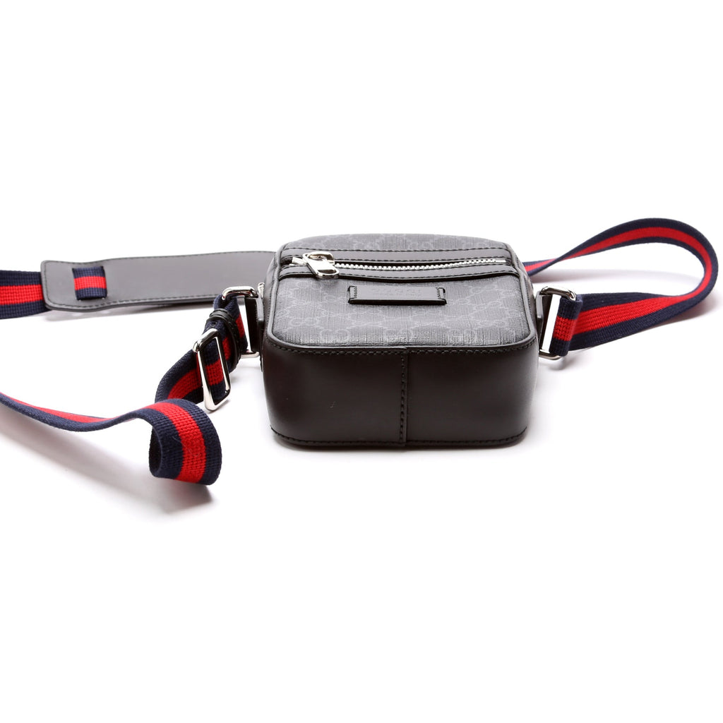 598103 GG Supreme Messenger