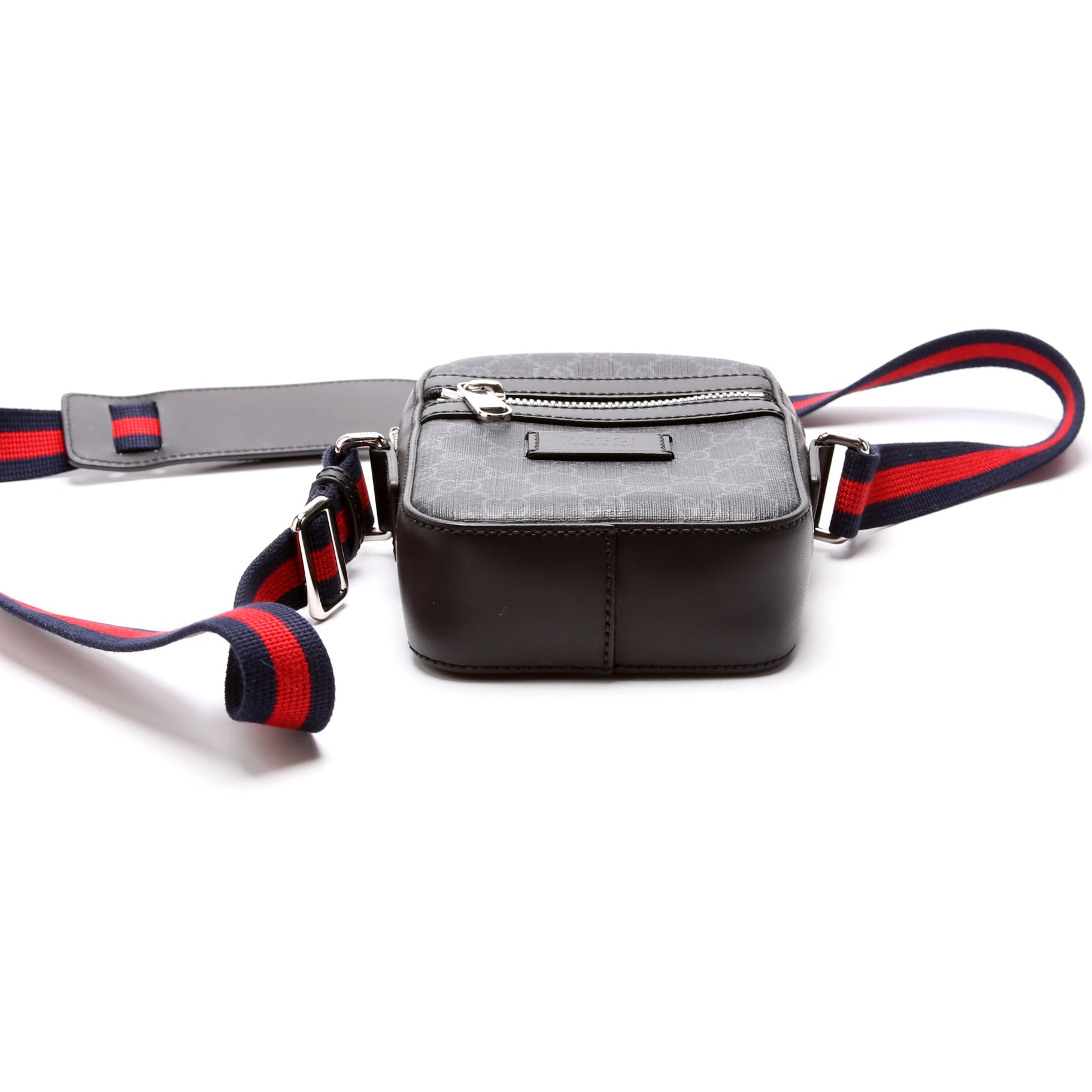 598103 GG Supreme Messenger