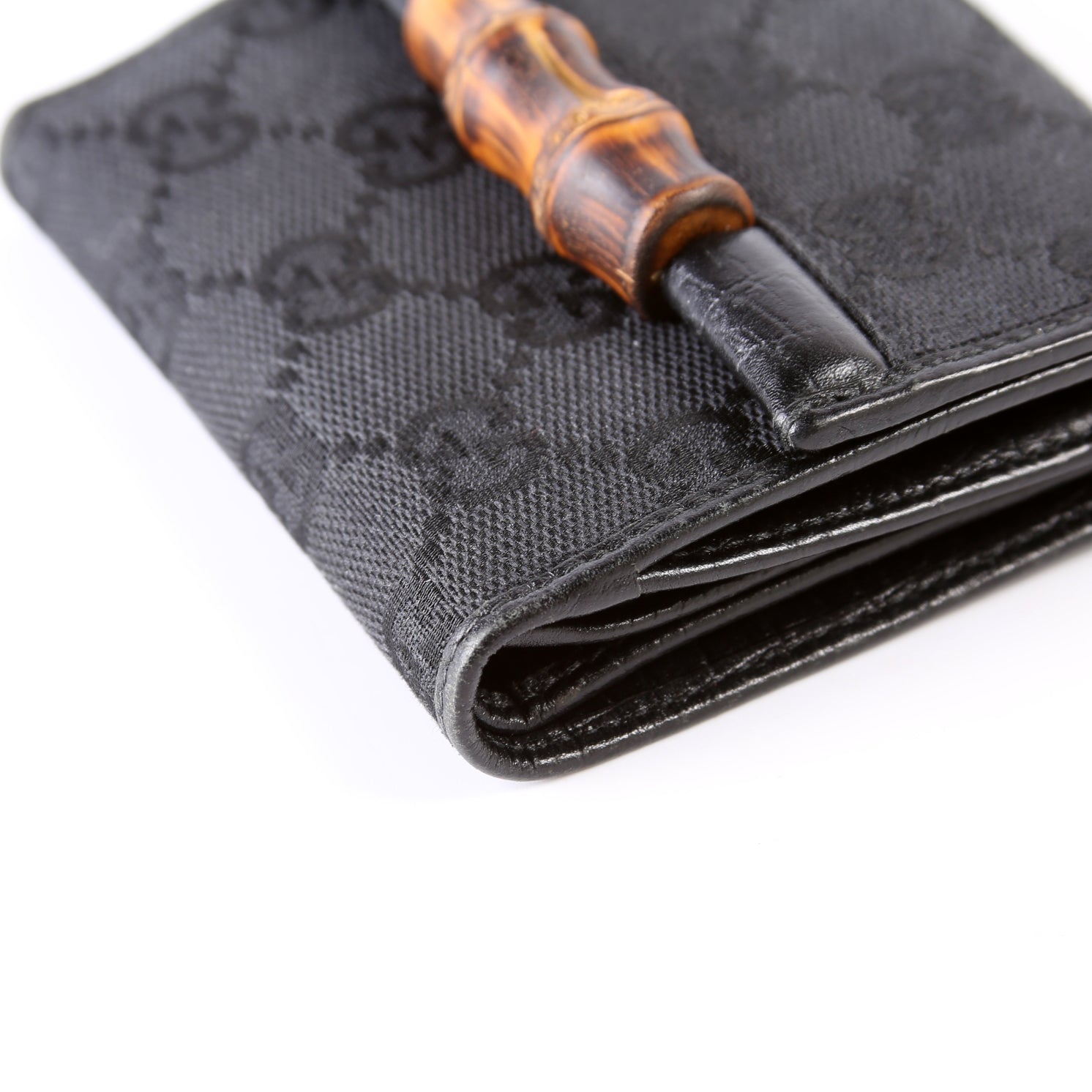 112533 GG Canvas Bamboo Compact Wallet