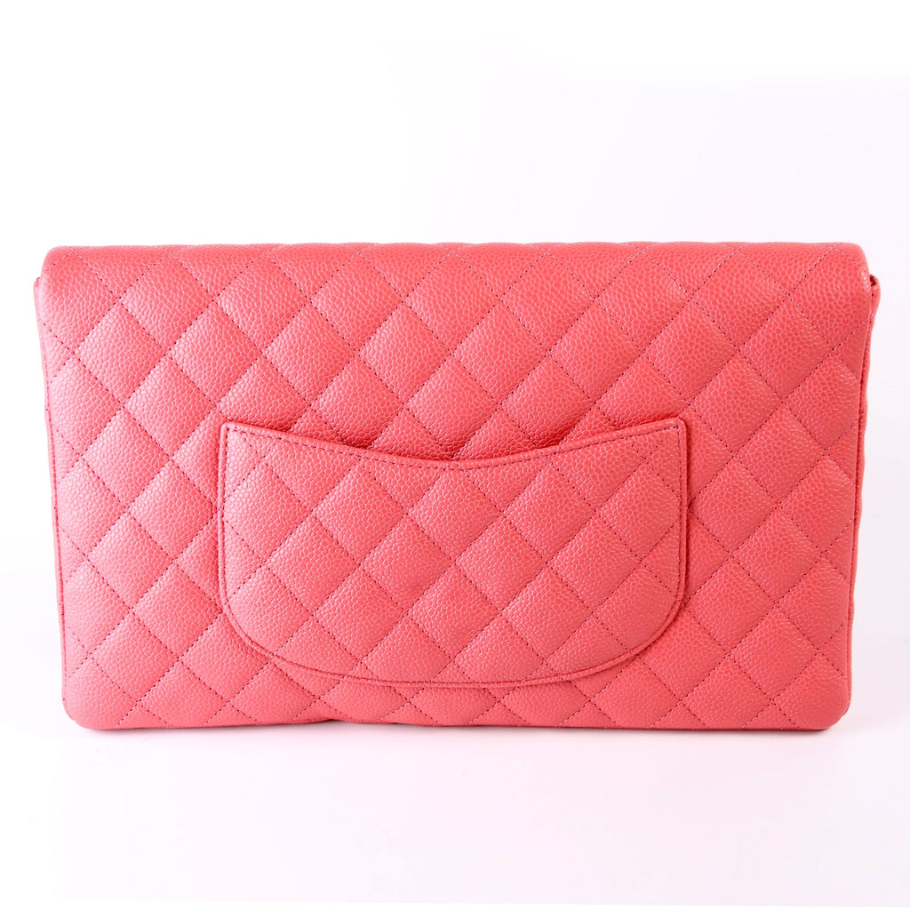 Classic Flap Clutch Caviar 26M
