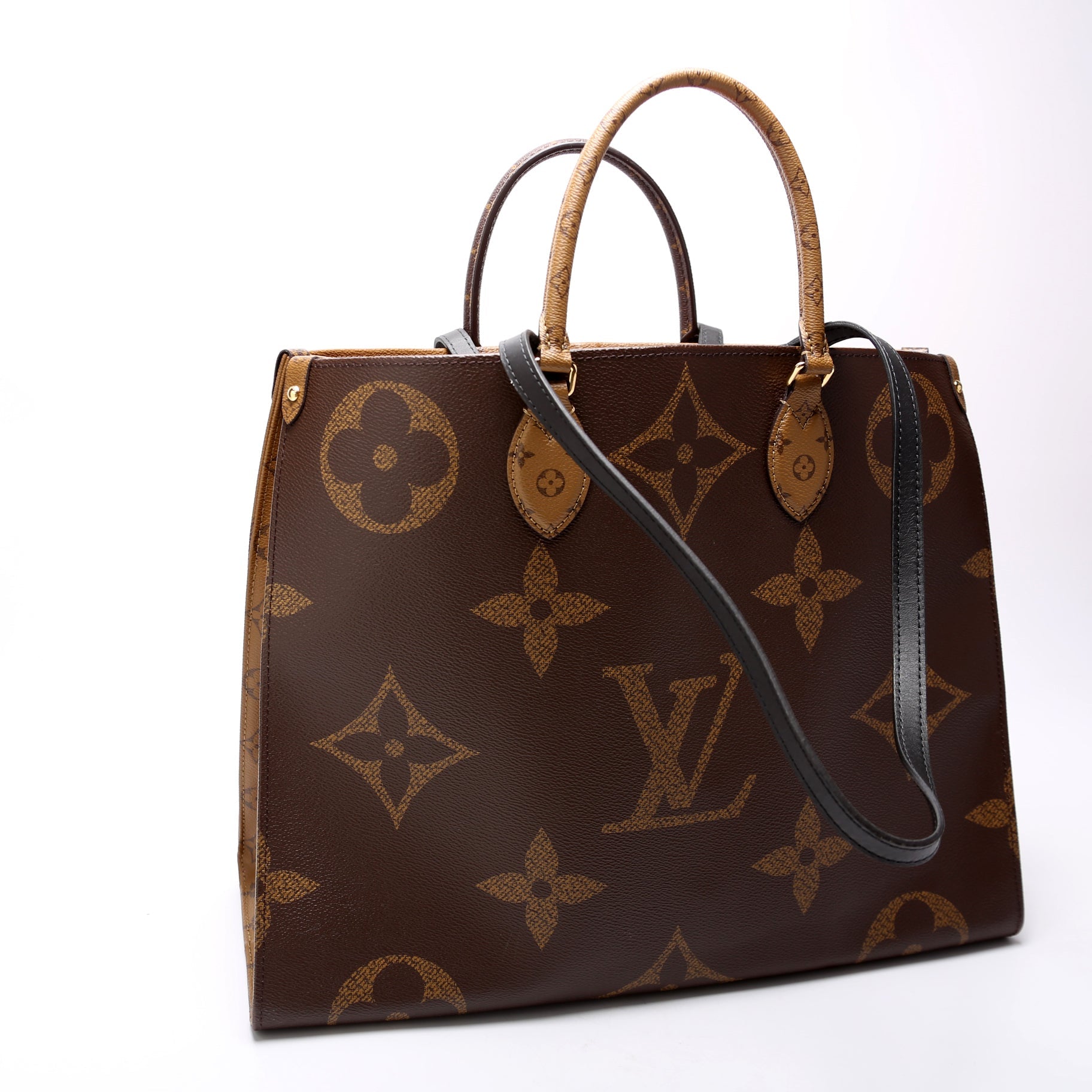 ONTHEGO GM Reverse Monogram