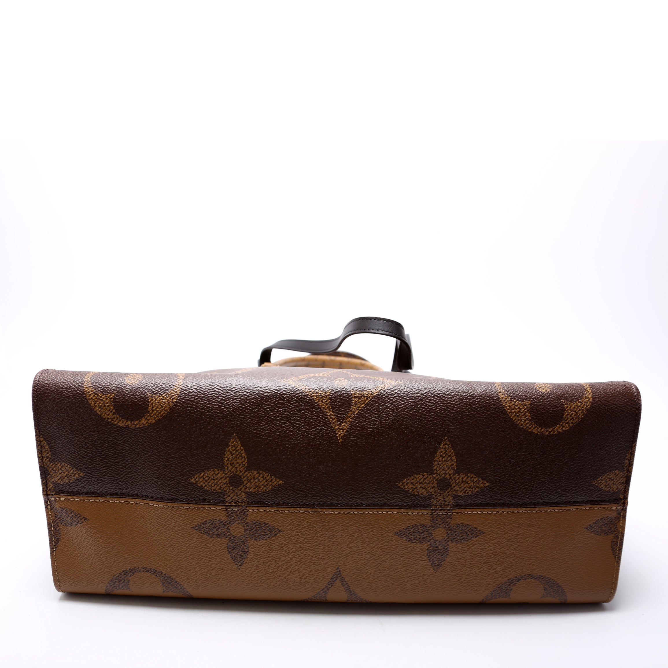 ONTHEGO GM Reverse Monogram