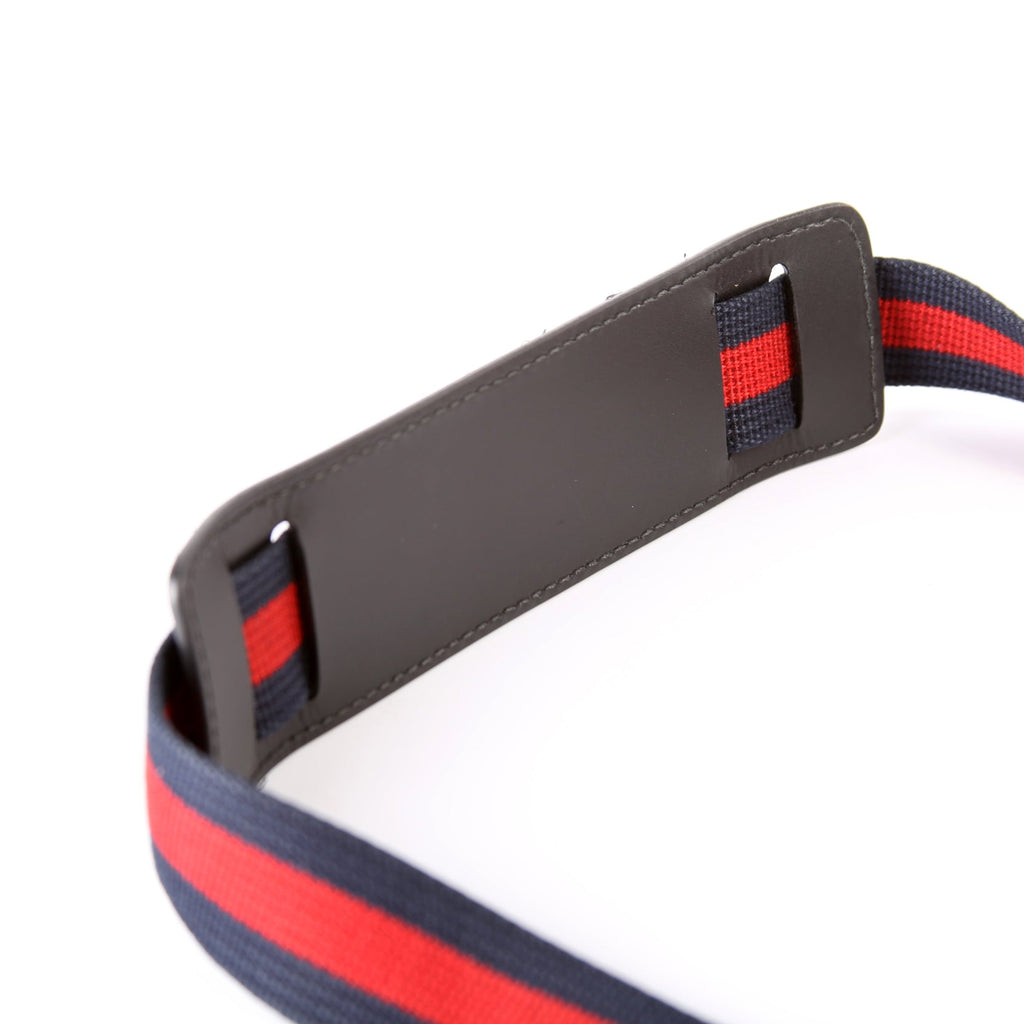 598103 GG Supreme Messenger