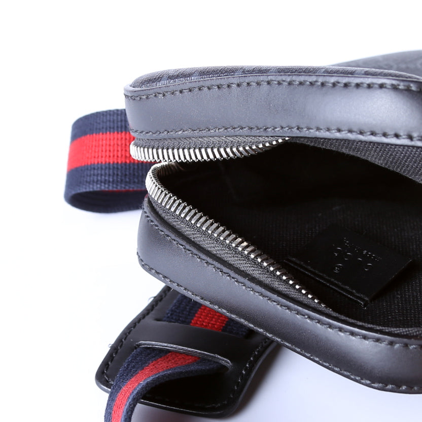 598103 GG Supreme Messenger