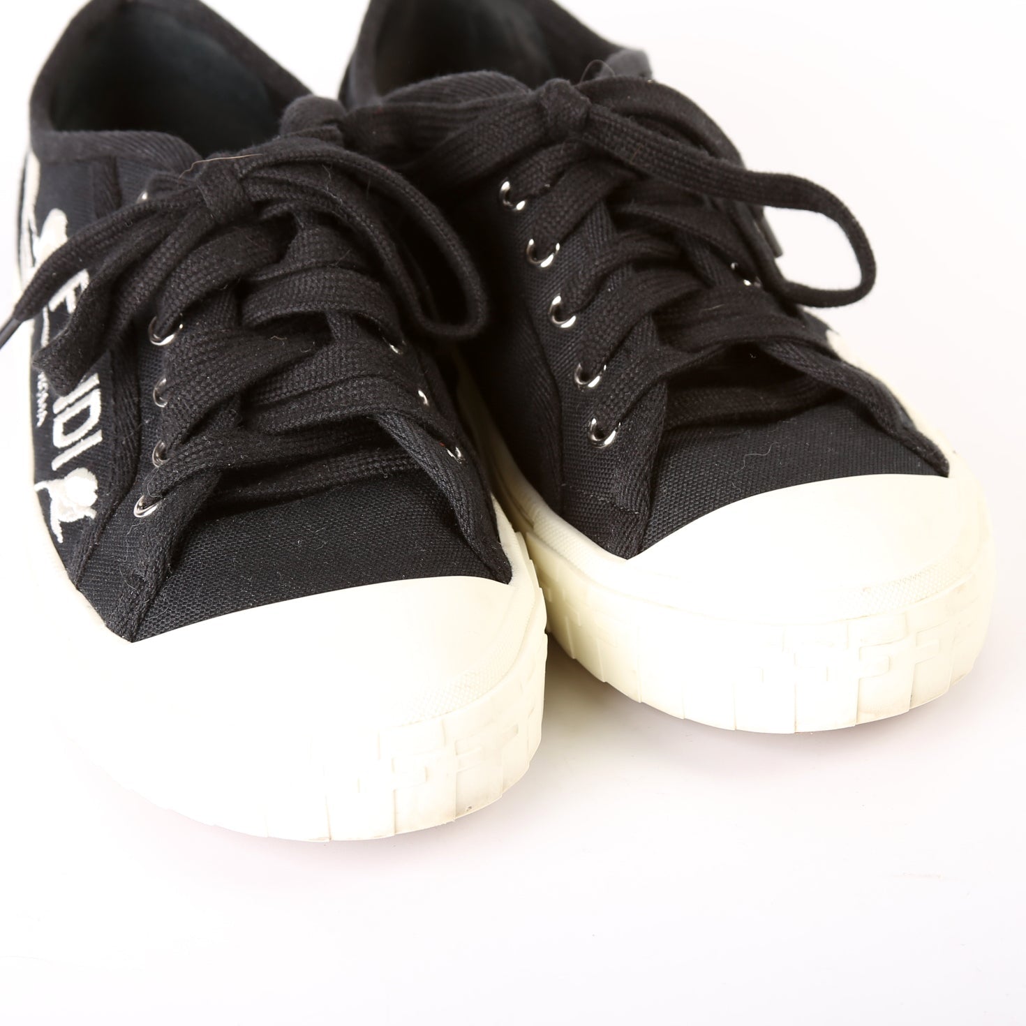Fendi Domino Low Top Sneakers Size 37