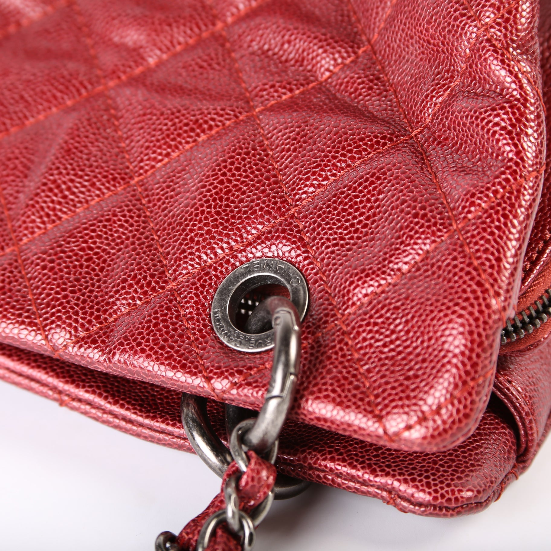 Chic Small Shopping Tote Caviar 16M