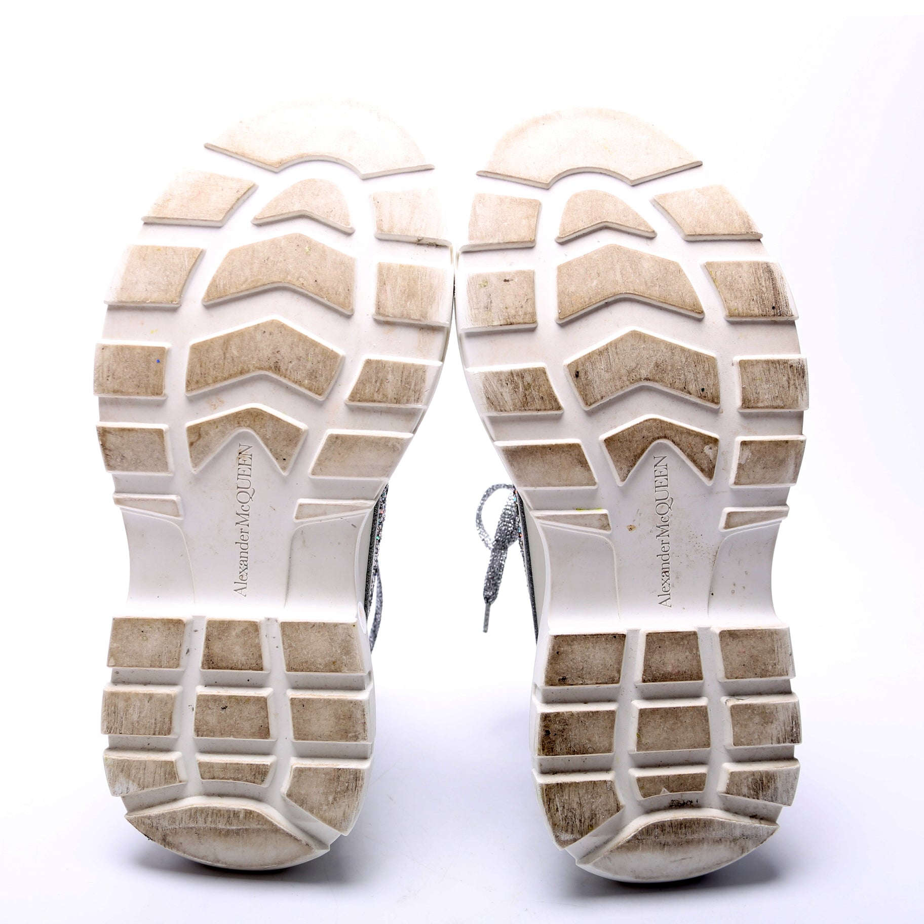Tread Slick Low Top Glitter Sneakers Size 38.5