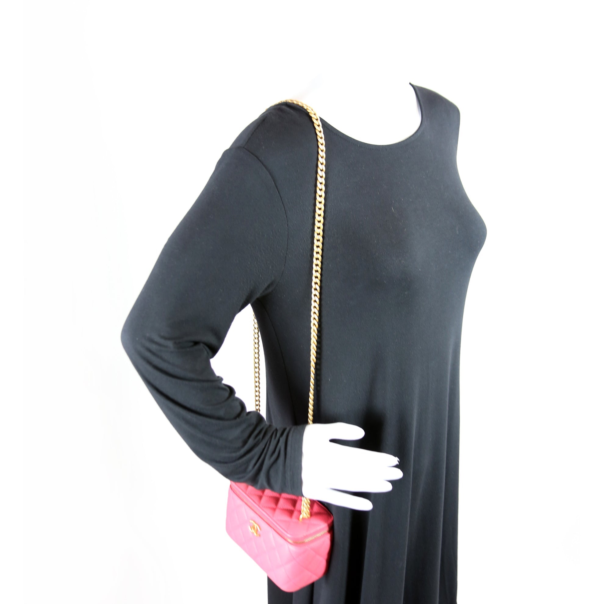Vanity Small Sweetheart Chain Caviar 32+M