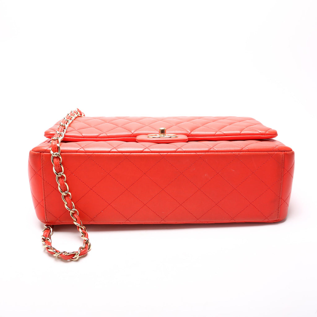 Classic Flap Max Lambskin 23M