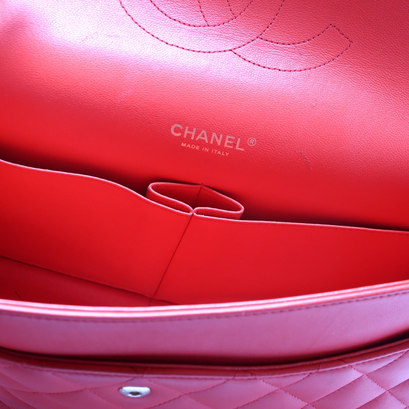 Classic Flap Max Lambskin 23M