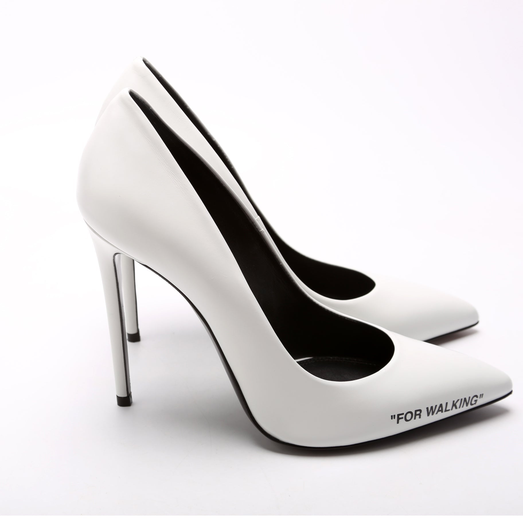 "For Walking" Pumps Size 38
