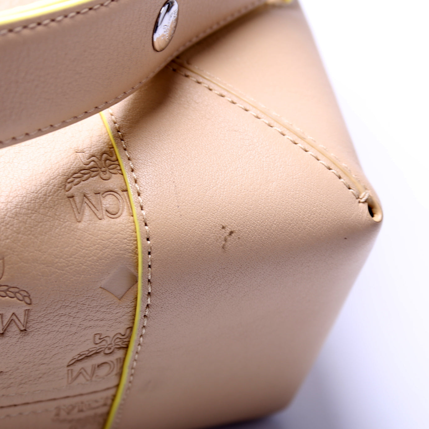 Klara Hobo Leather Medium