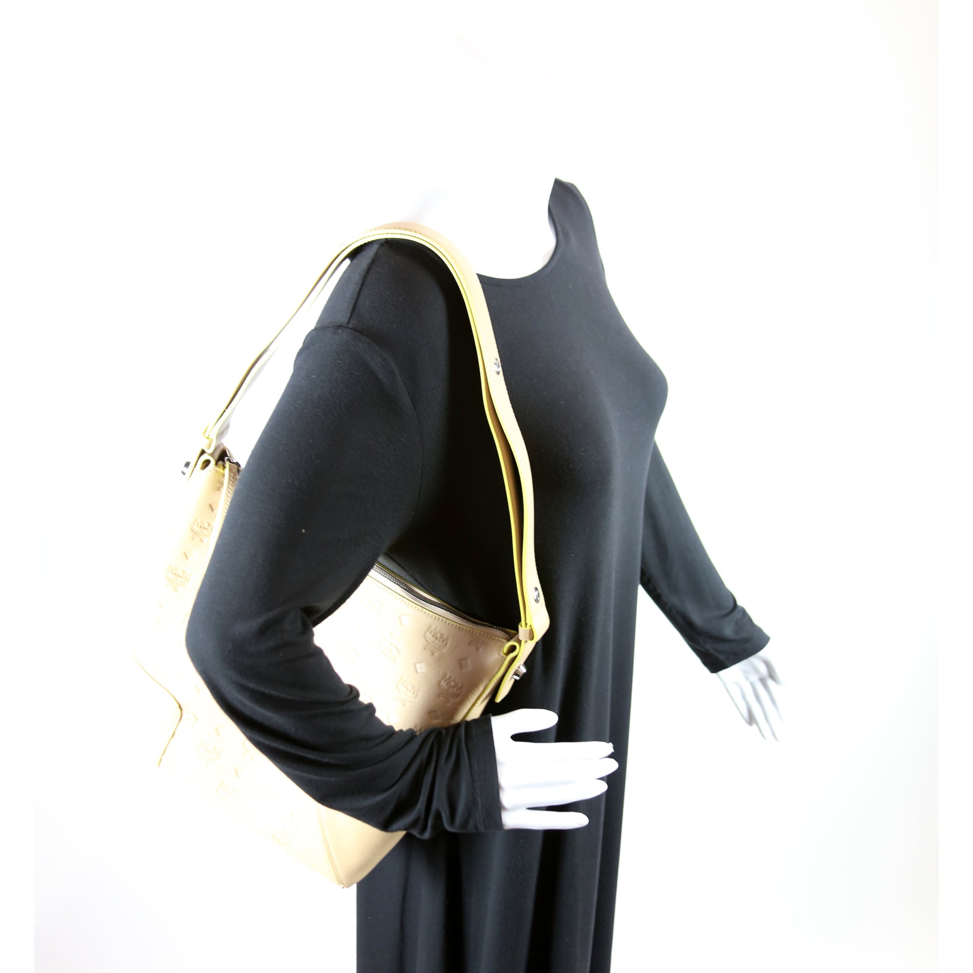 Klara Hobo Leather Medium