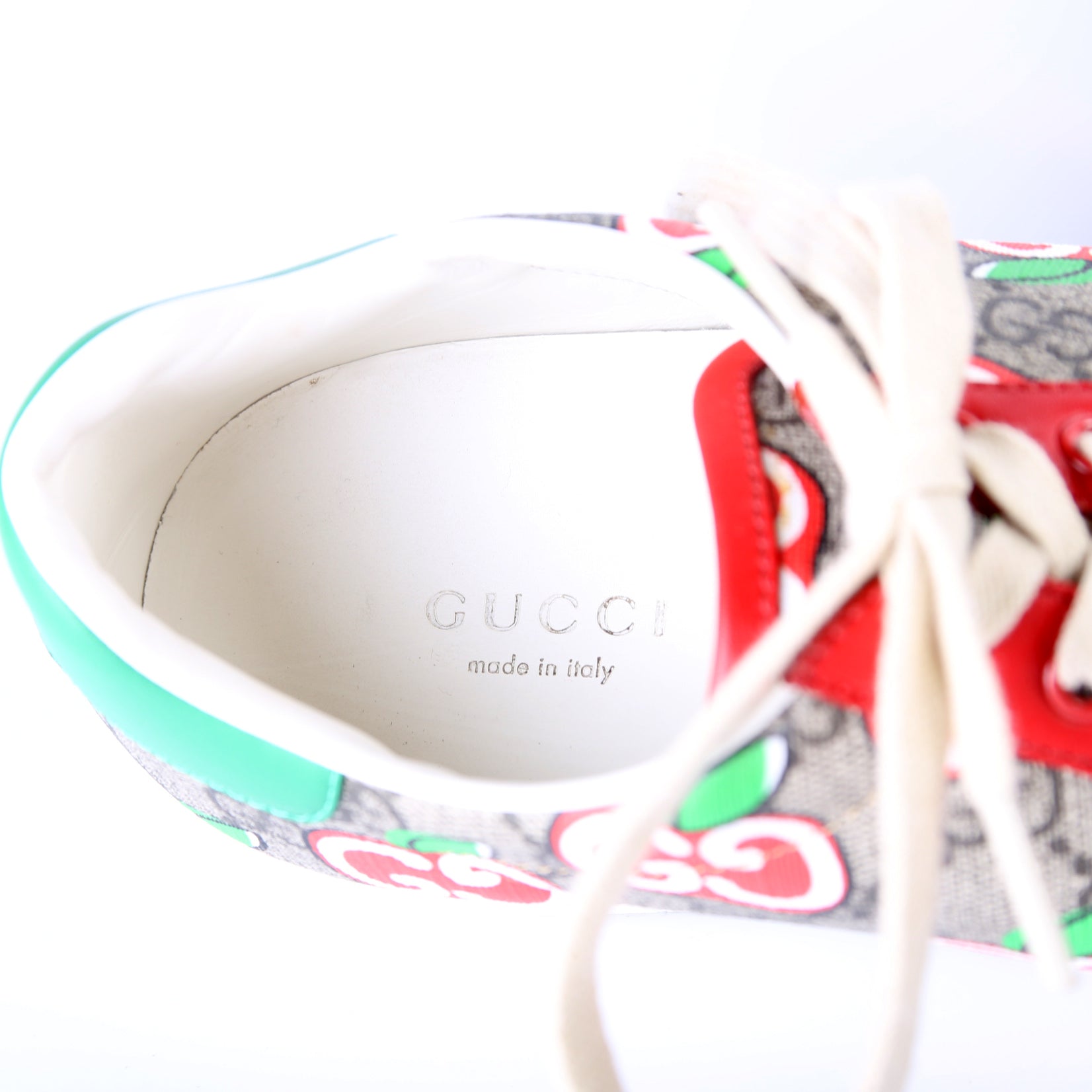 Gucci Ace GG Supreme Apple Valentine's Day Sneakers Size 38