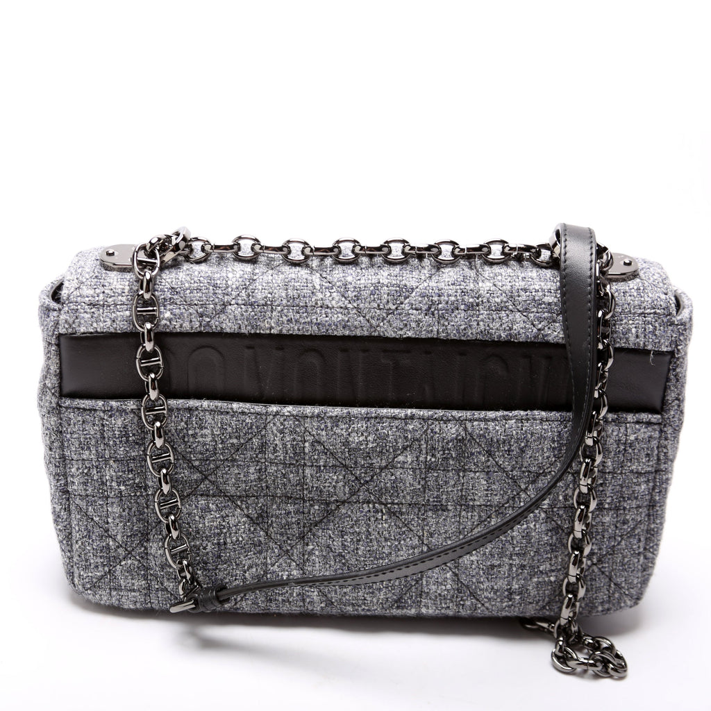 HOLD Caro Medium Linen Macrocannage