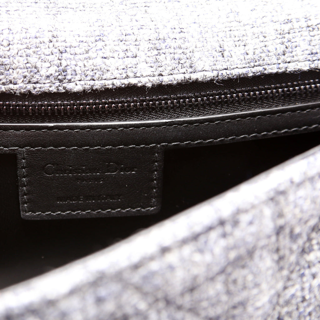 HOLD Caro Medium Linen Macrocannage