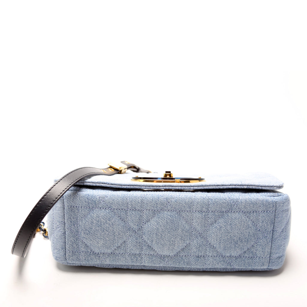 Caro Medium Denim Macrocannage Blue
