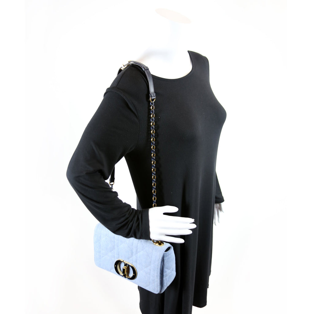 Caro Medium Denim Macrocannage Blue