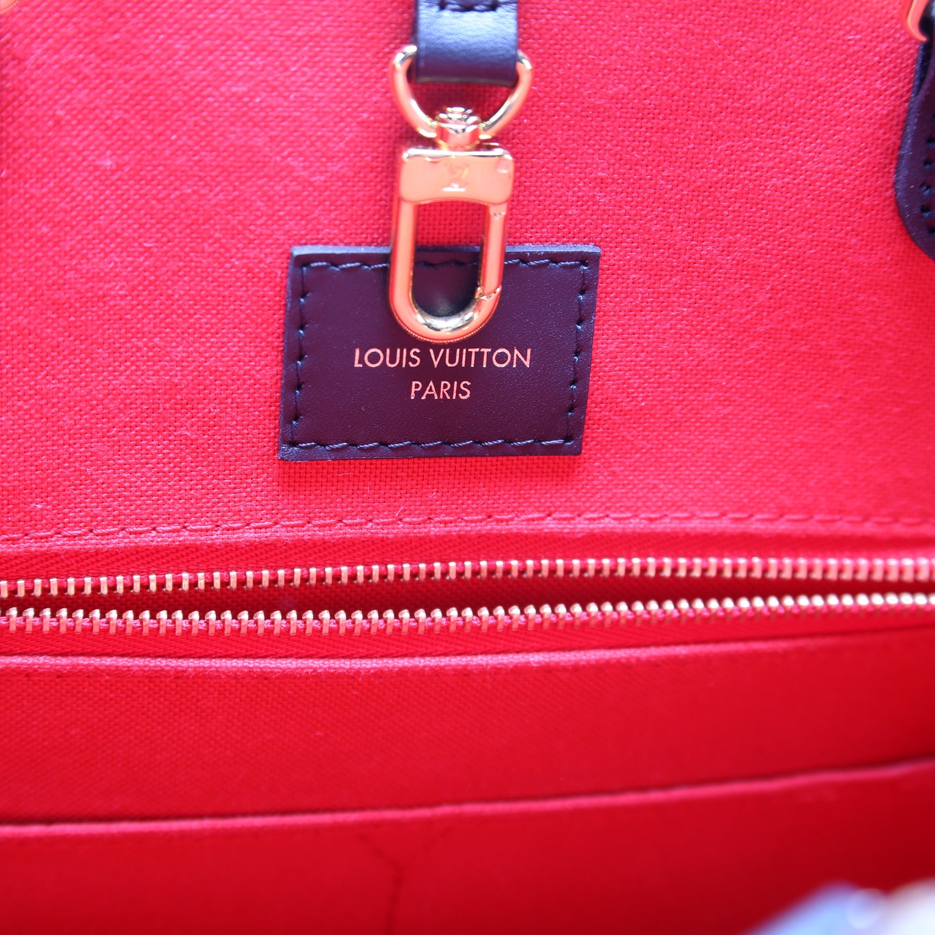 ONTHEGO MM Reverse Monogram