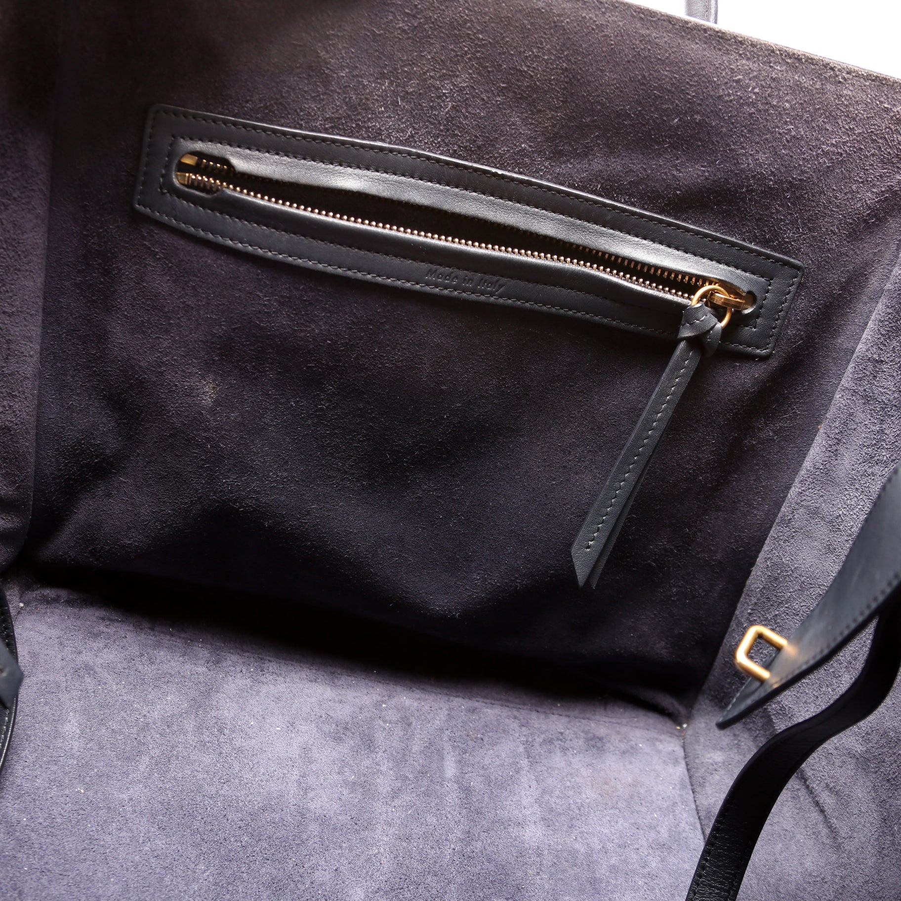 Luggage Phantom Medium