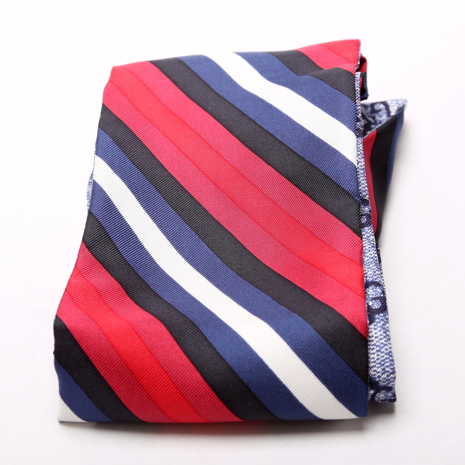 GG Silk Twill With Interlocking Charm Scarf