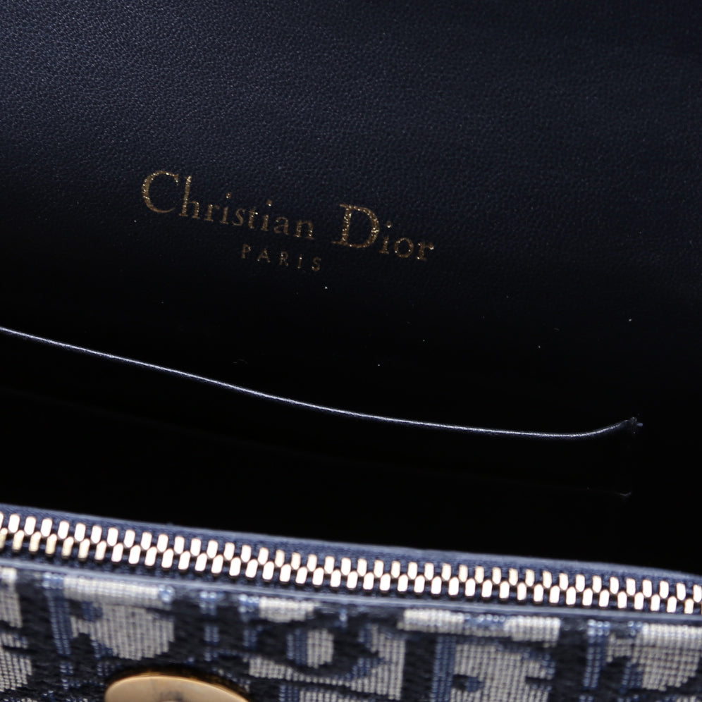 Slim Saddle Belt Bag Oblique