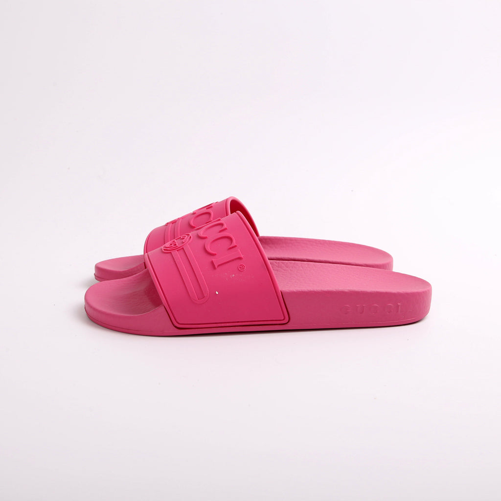Gucci Pursuit Logo Rubber Slides Size 35