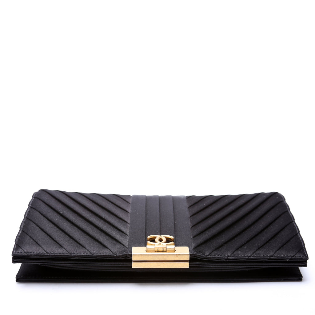 CC Flip Lock Pleated Satin Clutch 29M