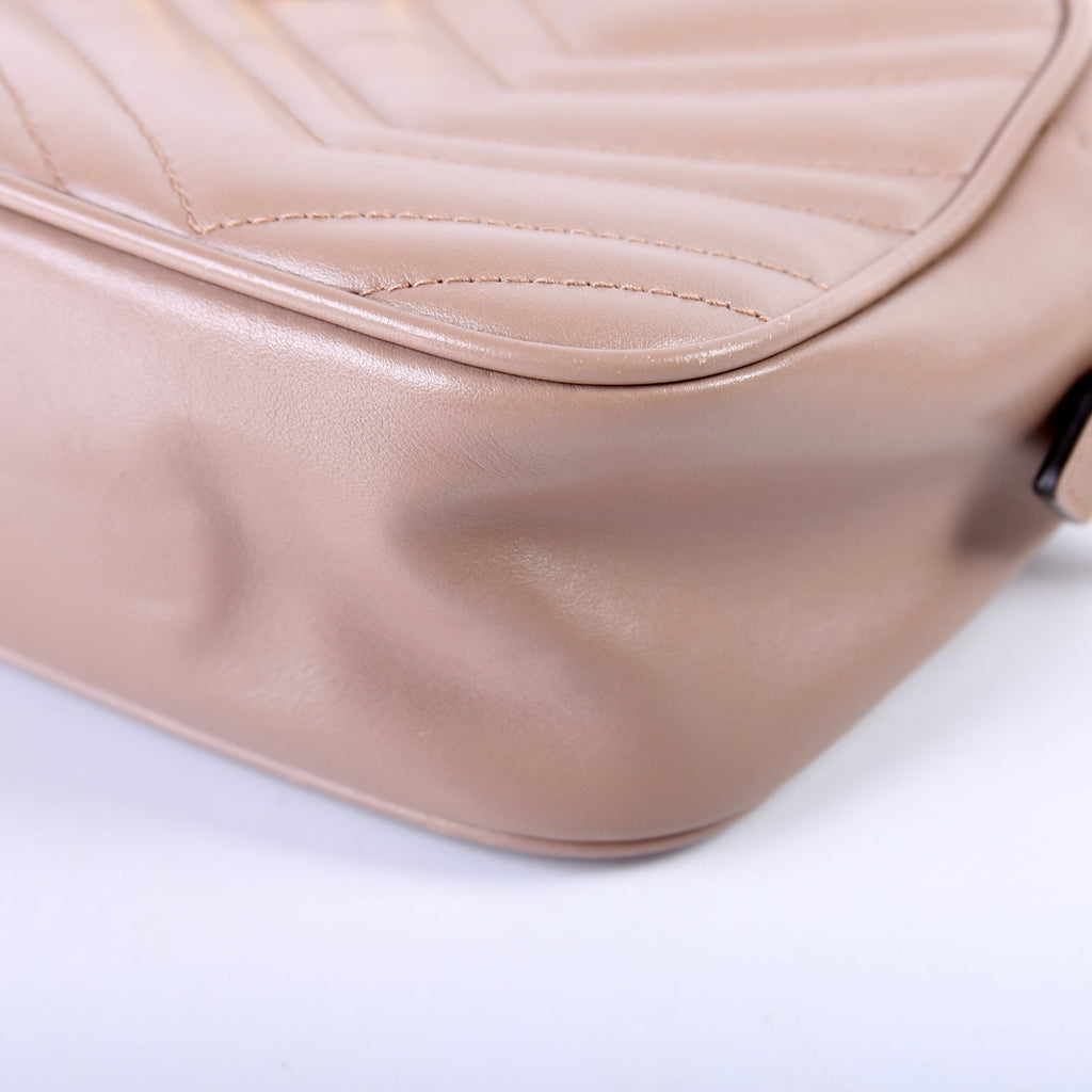 447632 Marmont Small Leather Camera
