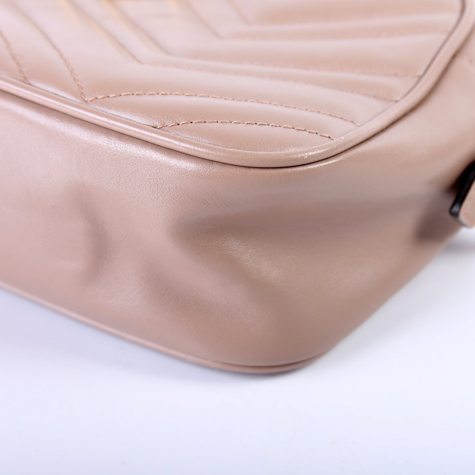 447632 Marmont Small Leather Camera