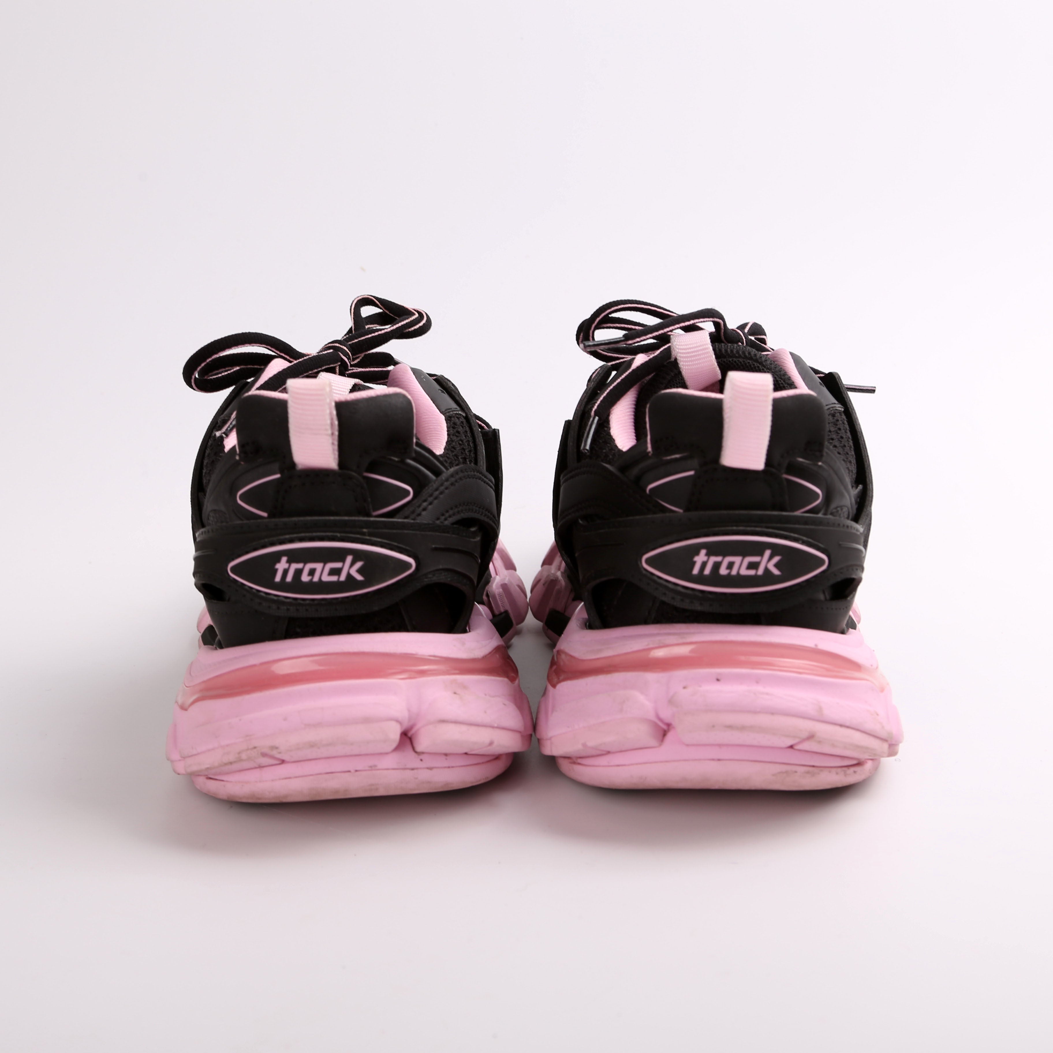 TRADE Keyunna Tucker Track Sneakers Size 38