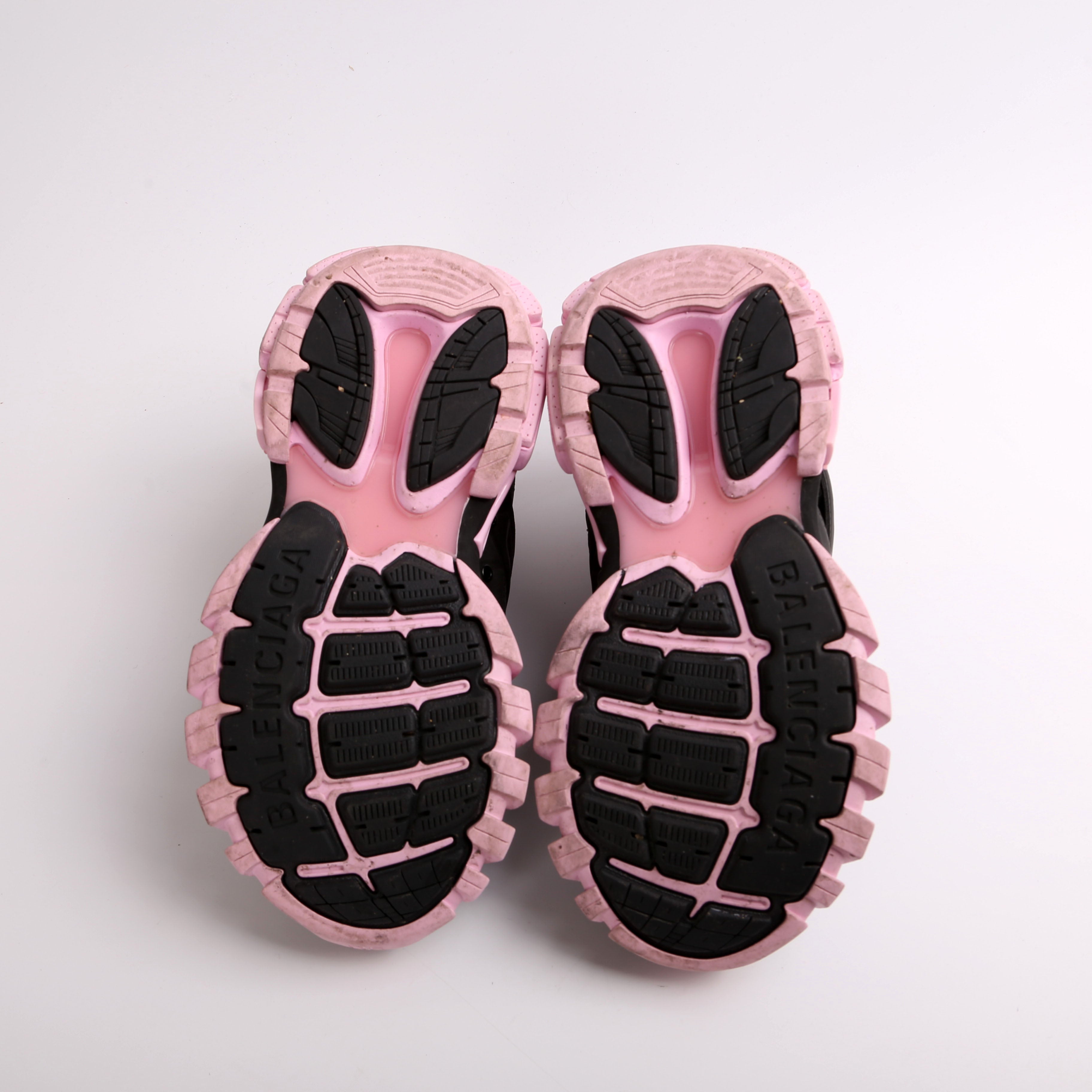 TRADE Keyunna Tucker Track Sneakers Size 38