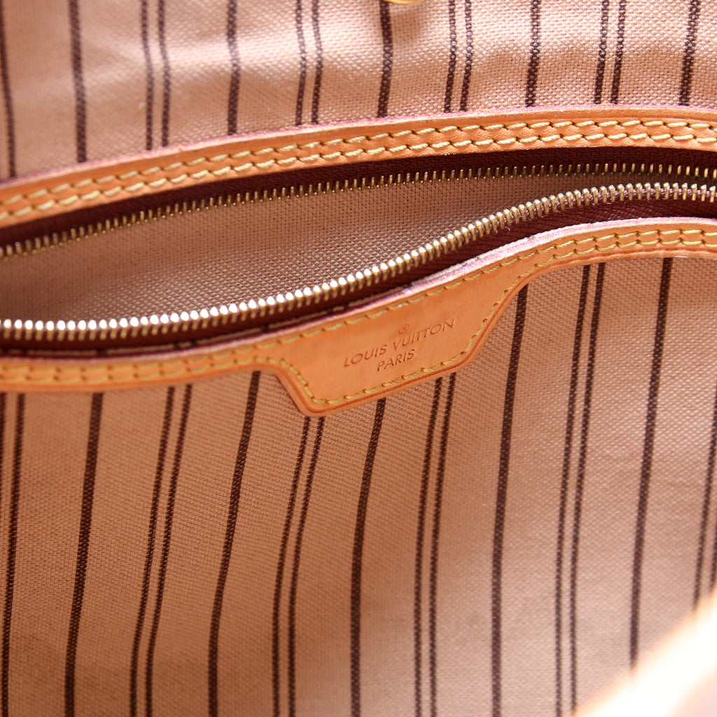 Delightful PM Monogram