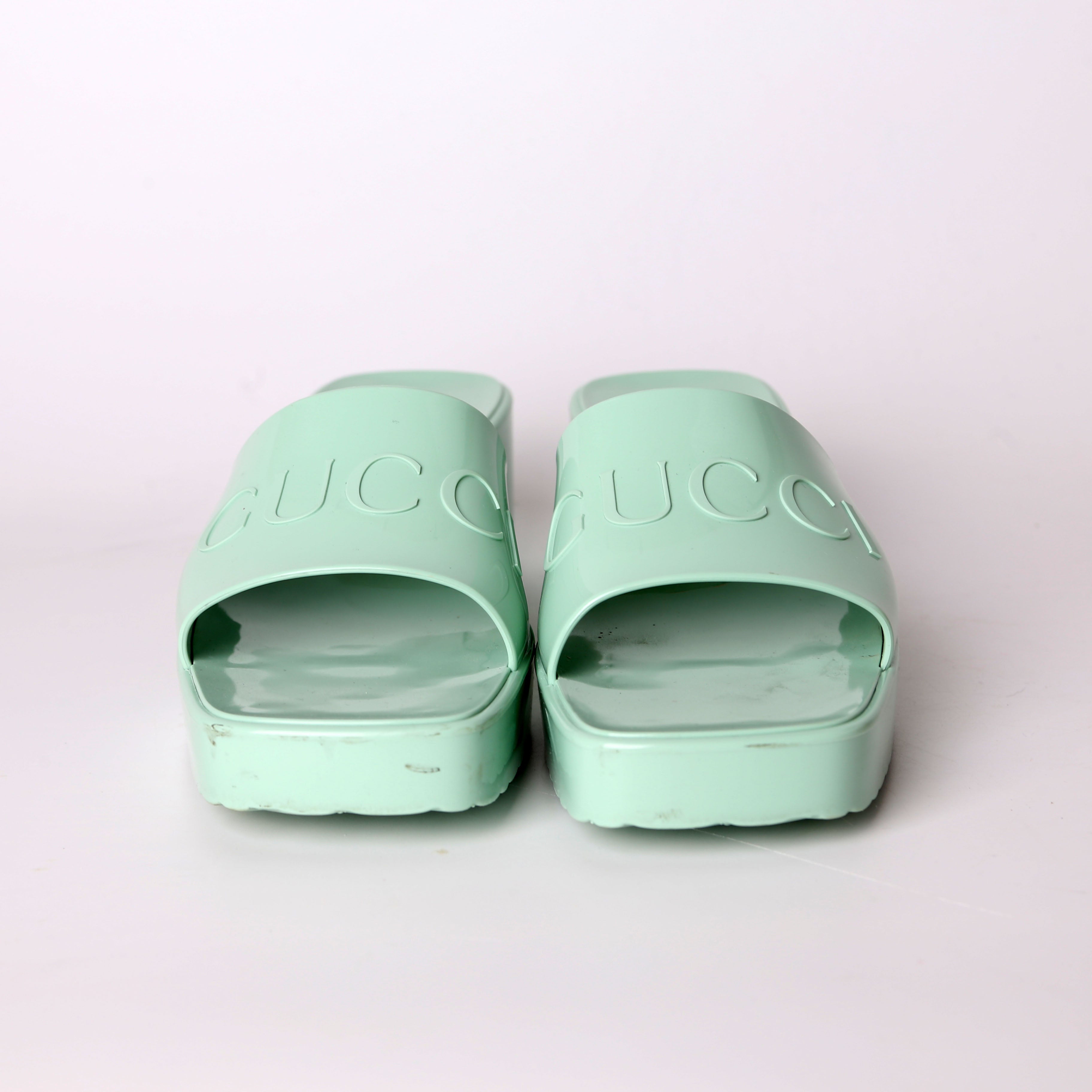 Gucci Logo Rubber Slides Size 39