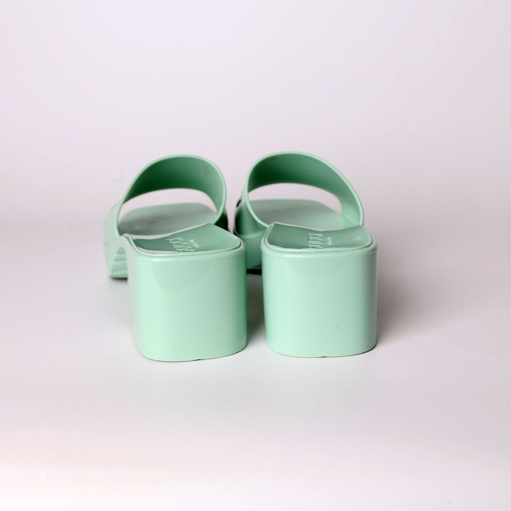Gucci Logo Rubber Slides Size 39