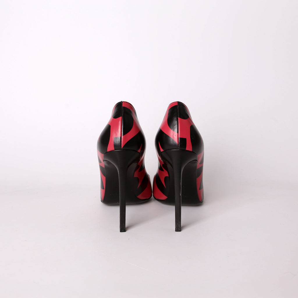 SAINT LAURENT Big Hearts Paris Pointed Toe Pumps Size 39