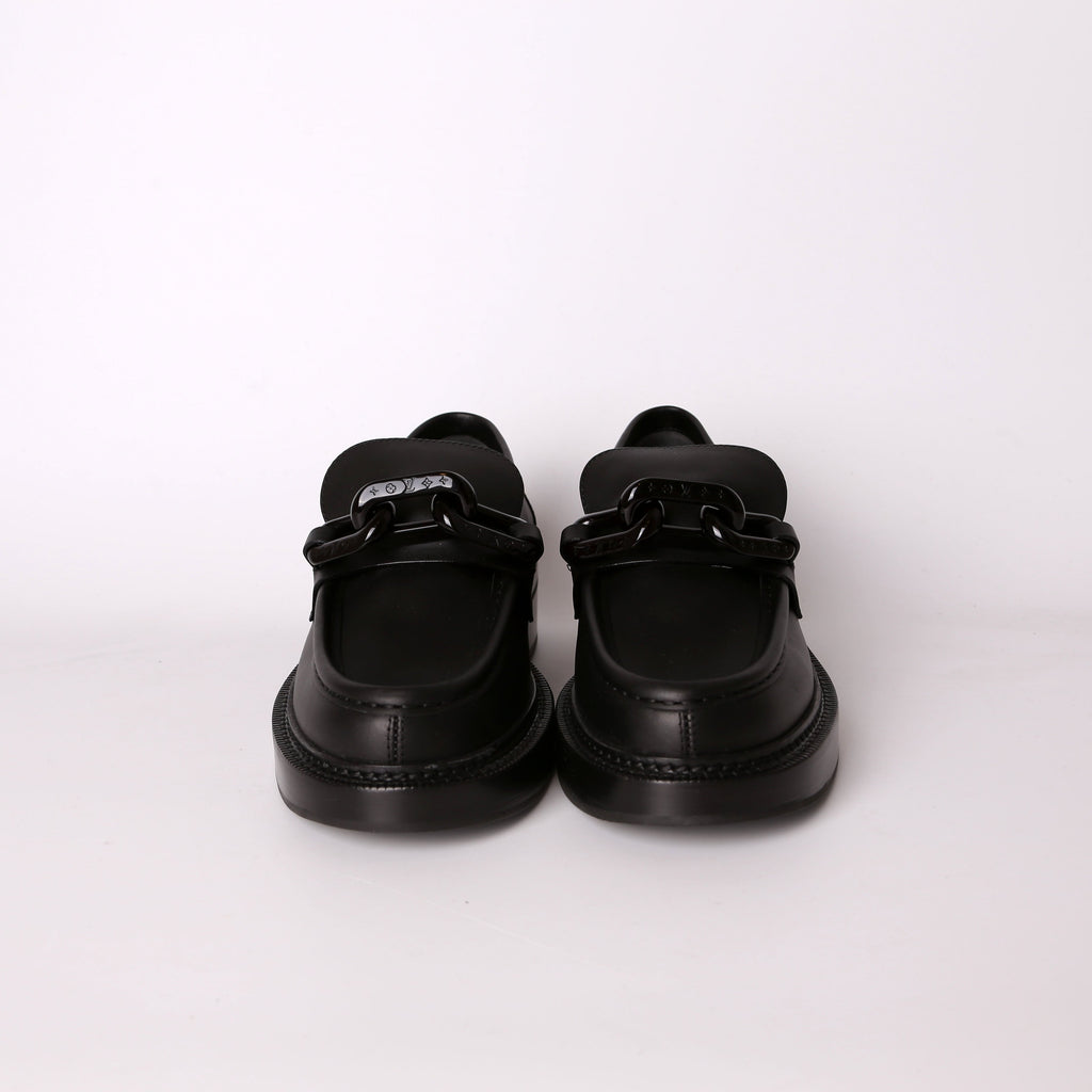 Academy Uniformes Leather Loafers Size 40