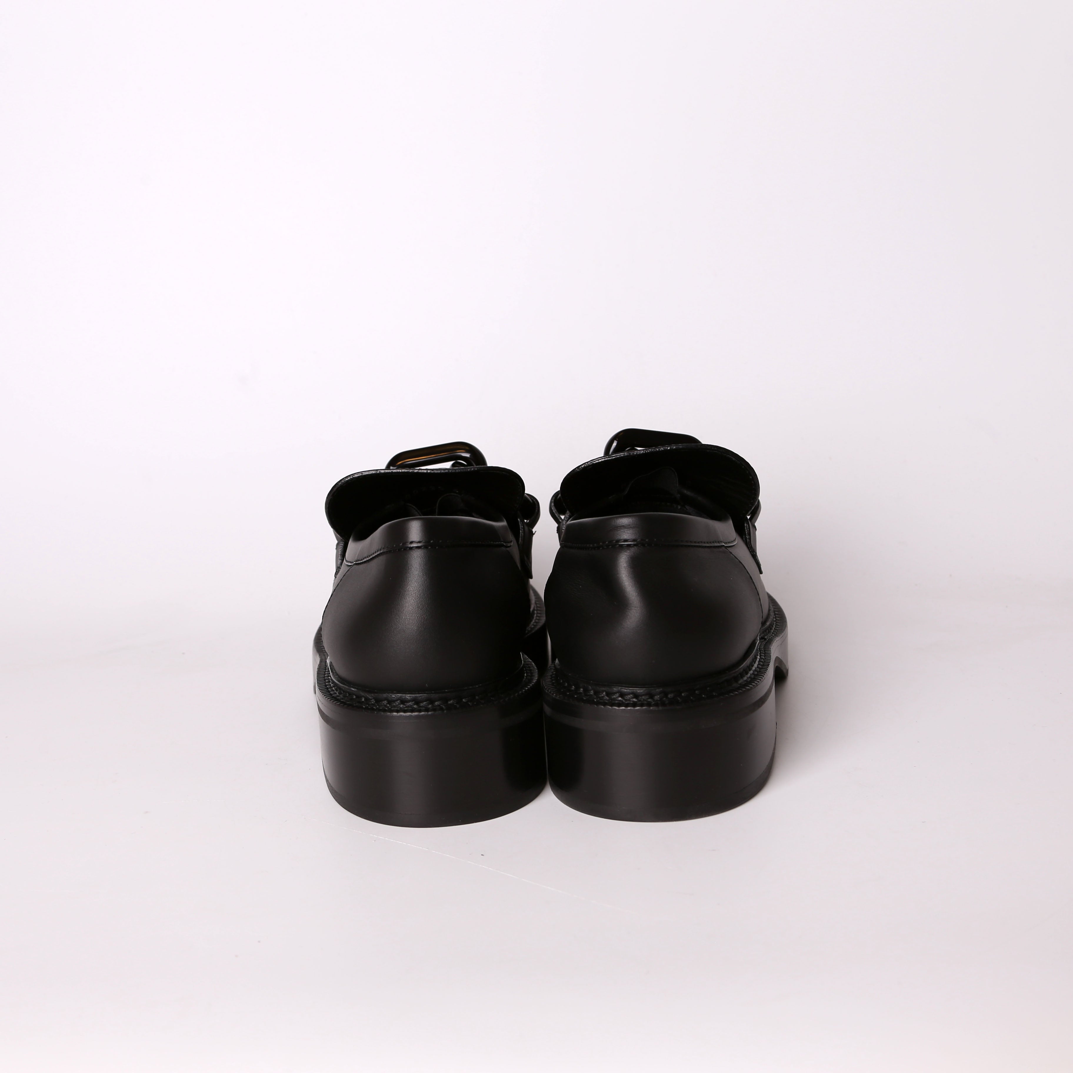 Academy Uniformes Leather Loafers Size 40