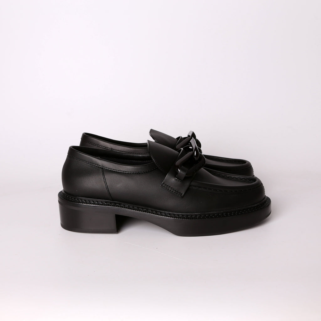 Academy Uniformes Leather Loafers Size 40