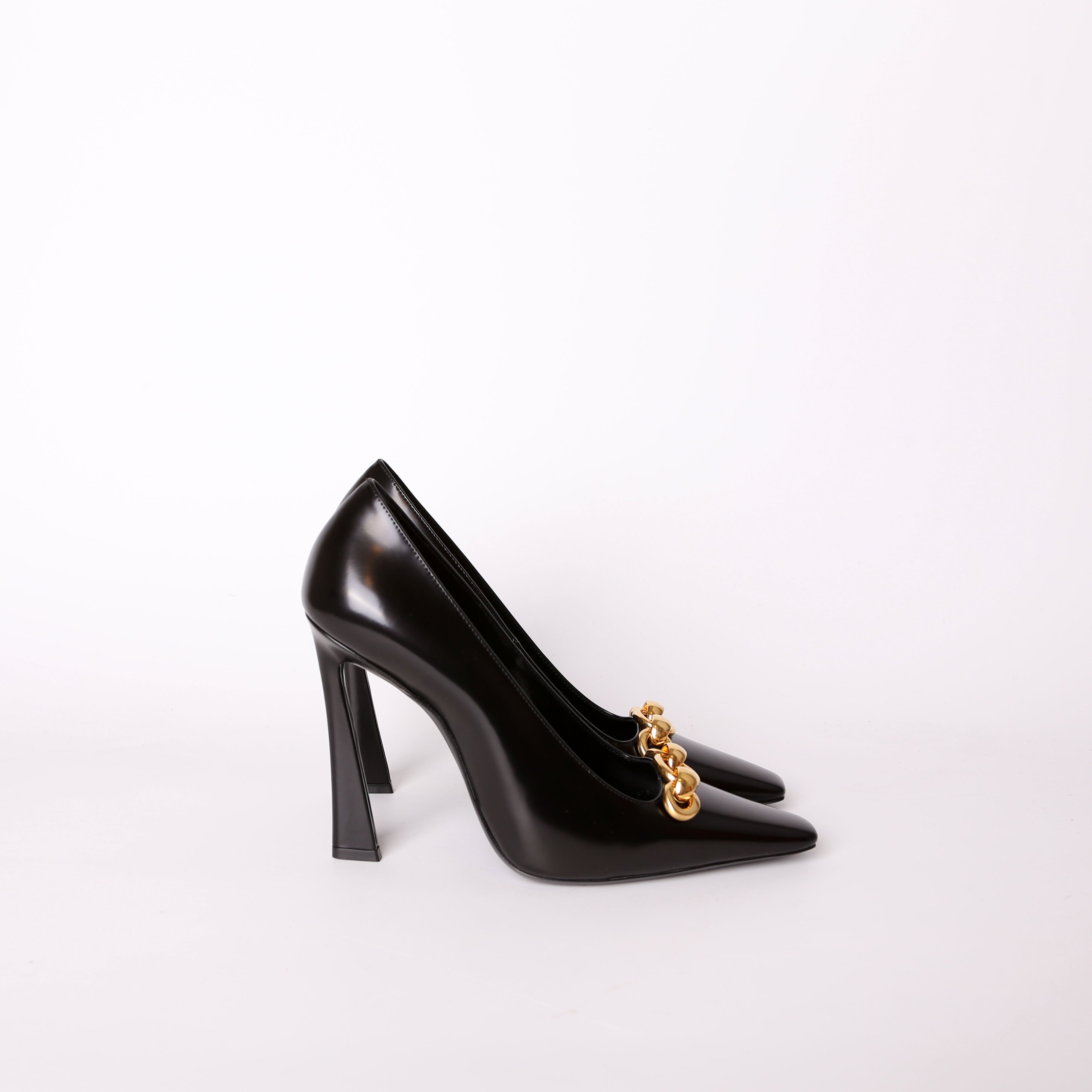 Silvana Pumps Size 38