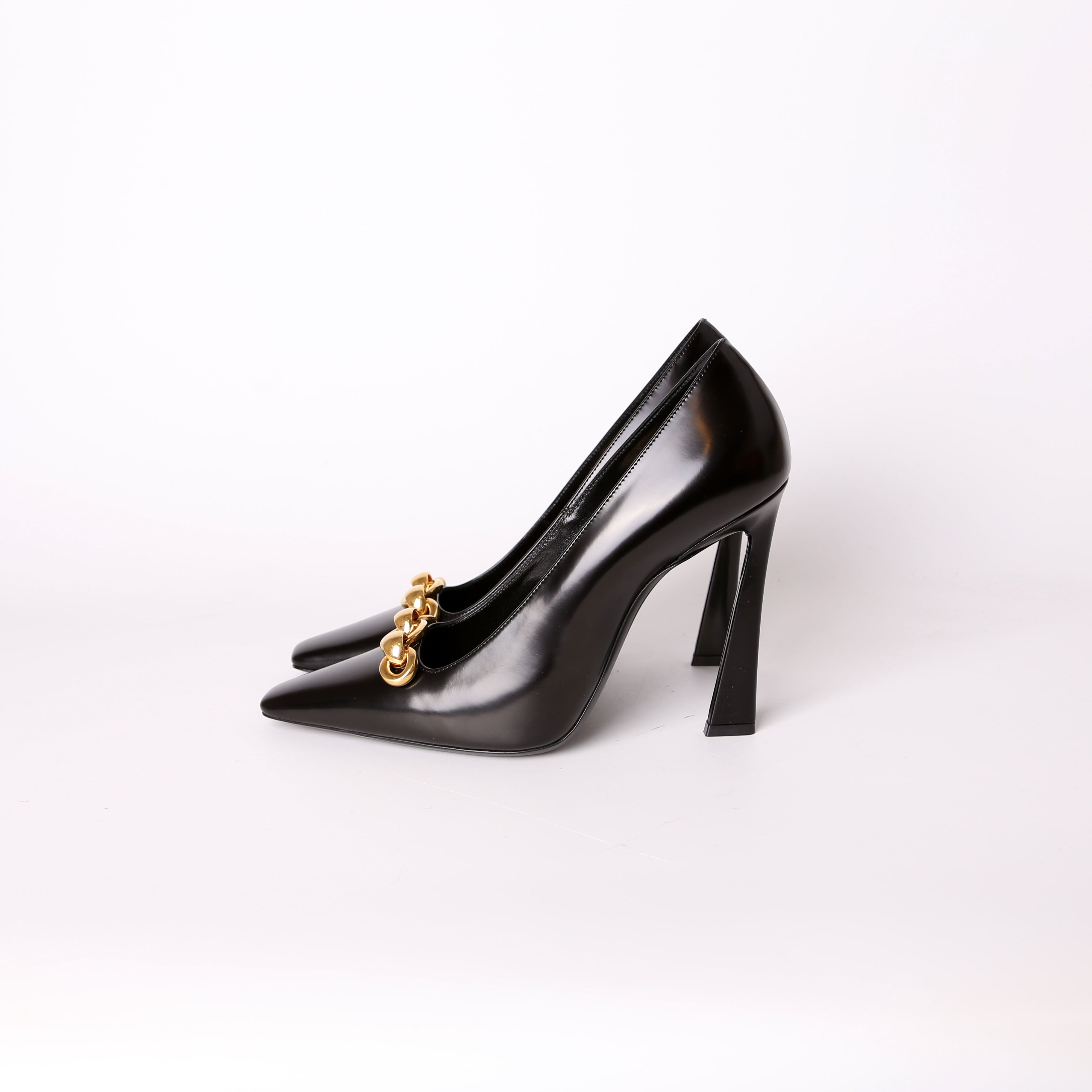Silvana Pumps Size 38