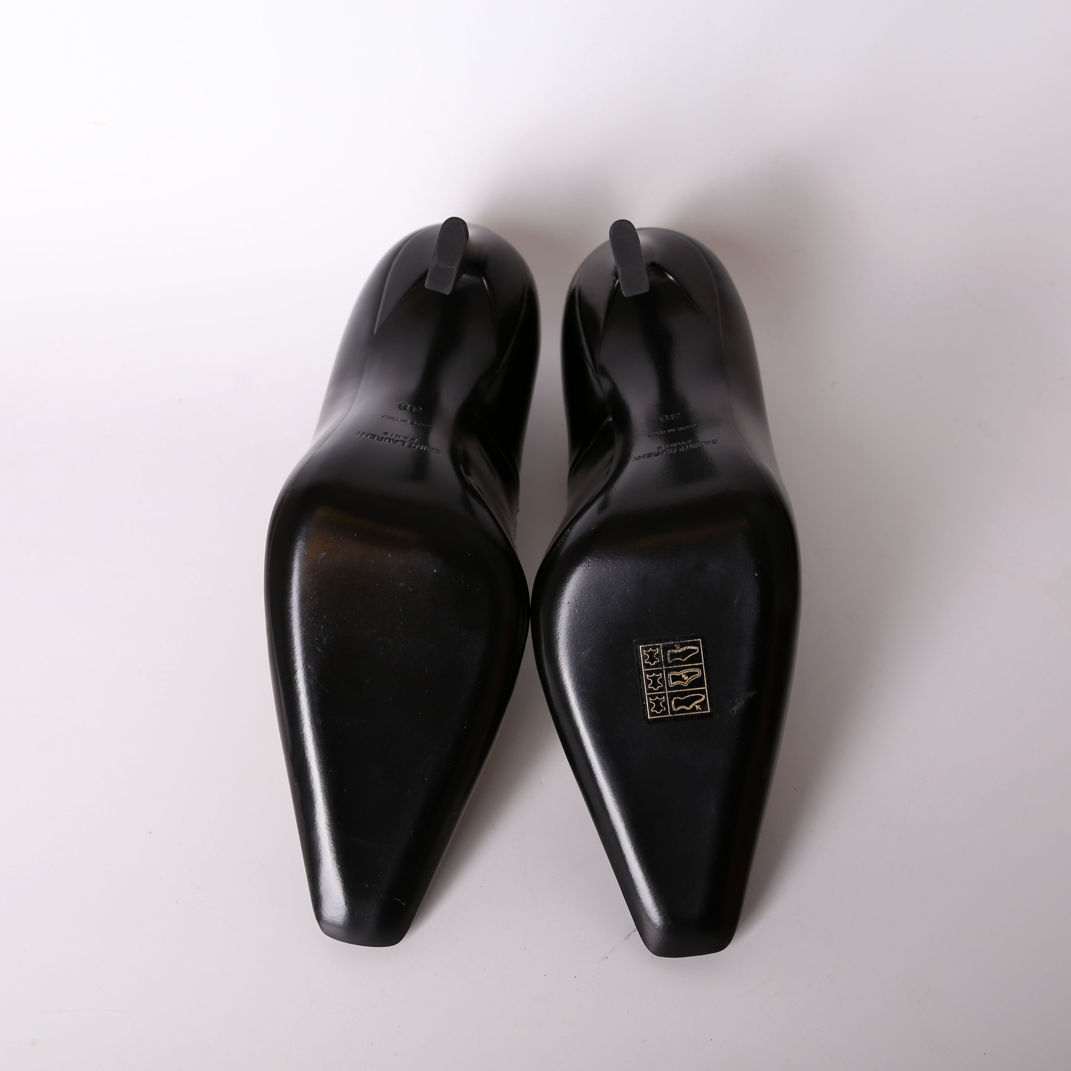 Silvana Pumps Size 38