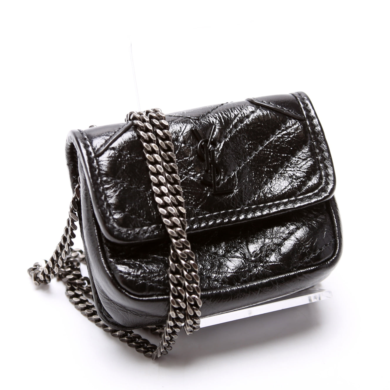 Niki Crinkle Leather Airpods Case 710844