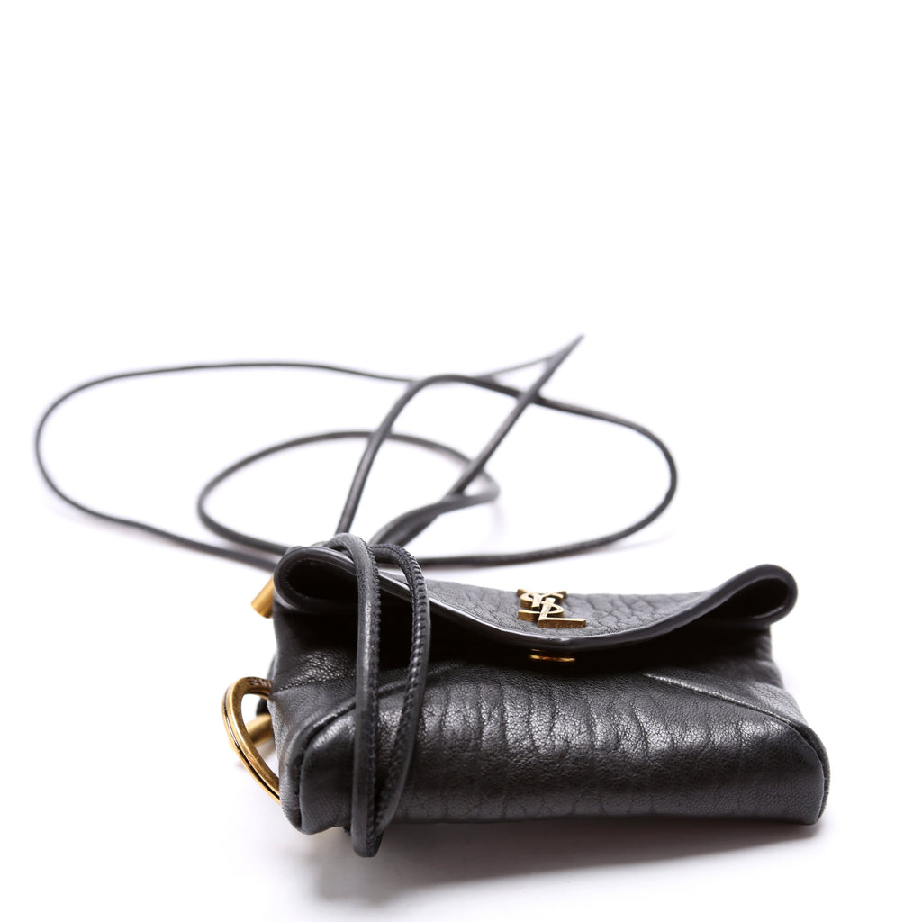 Cassandre Envelope Charm Pouch 777437