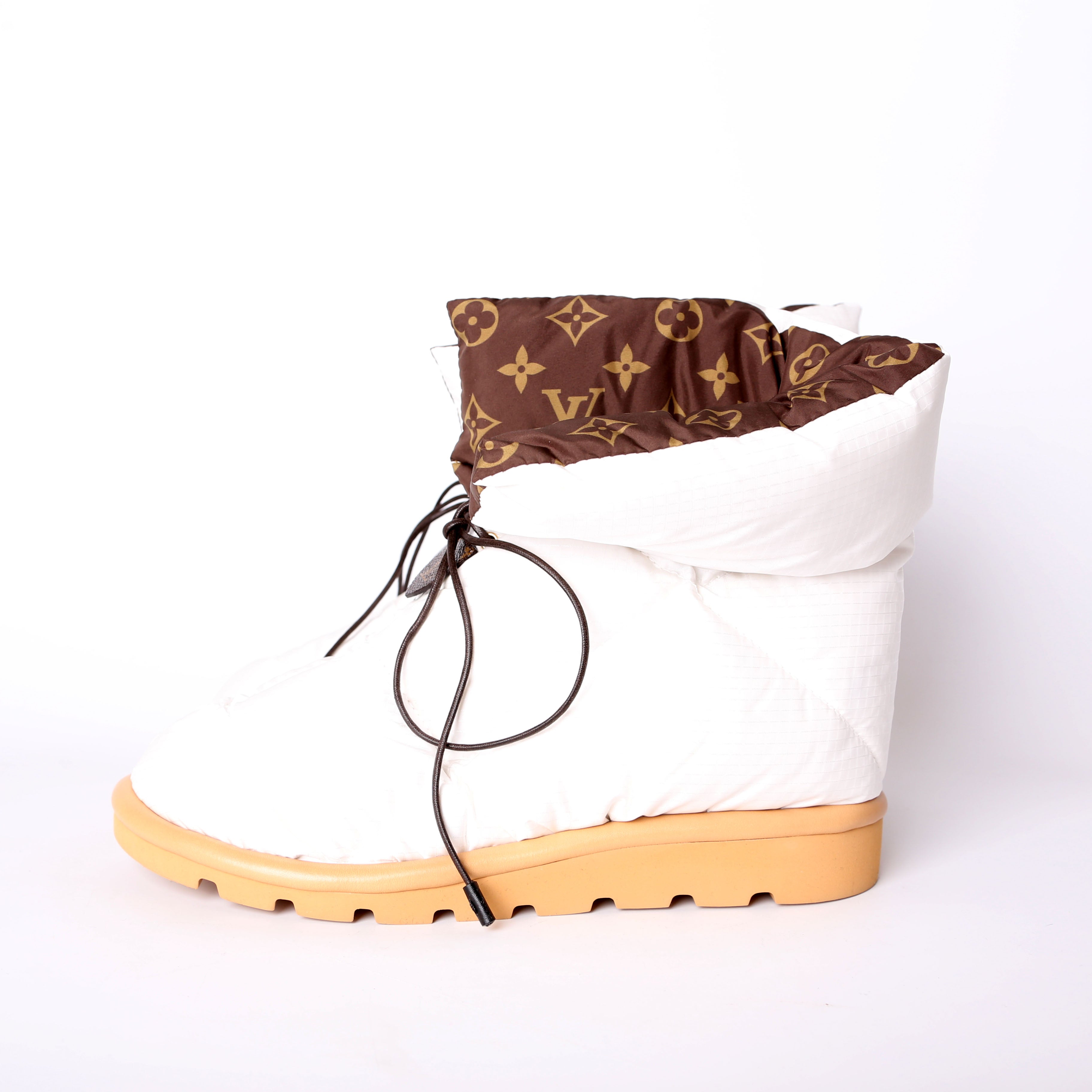 Pillow Flat Comfort Ankle Boots Size 42