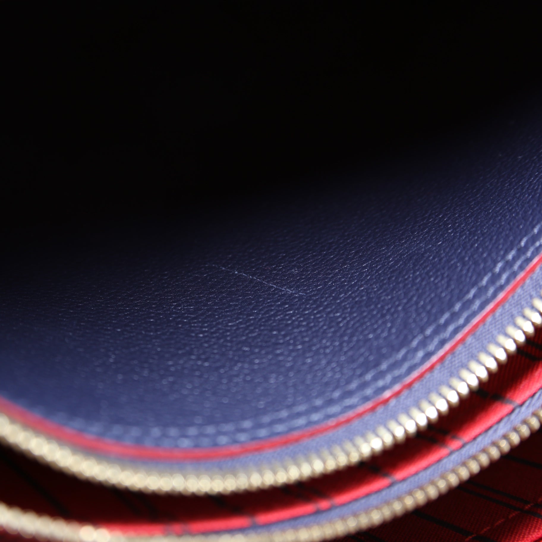 Montaigne GM Empreinte Navy Blue